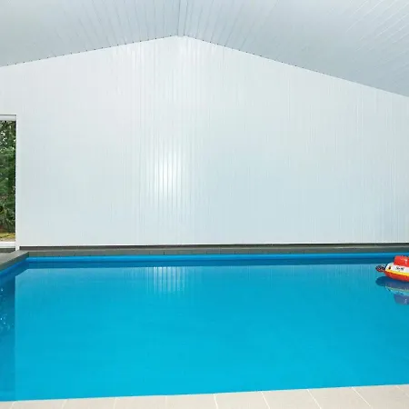 8 Person Holiday In R M Bolilmark